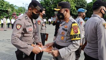 Namanya Bripda Sandi Bagus, Aksi Heroik Terobos Kemacetan Selamatkan Ibu Hamil Diganjar Penghargaan