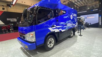 Mitsubishi Fuso présente l’écosystème de soutien pour les camions électriques eCanter dans le GIIAS 2025