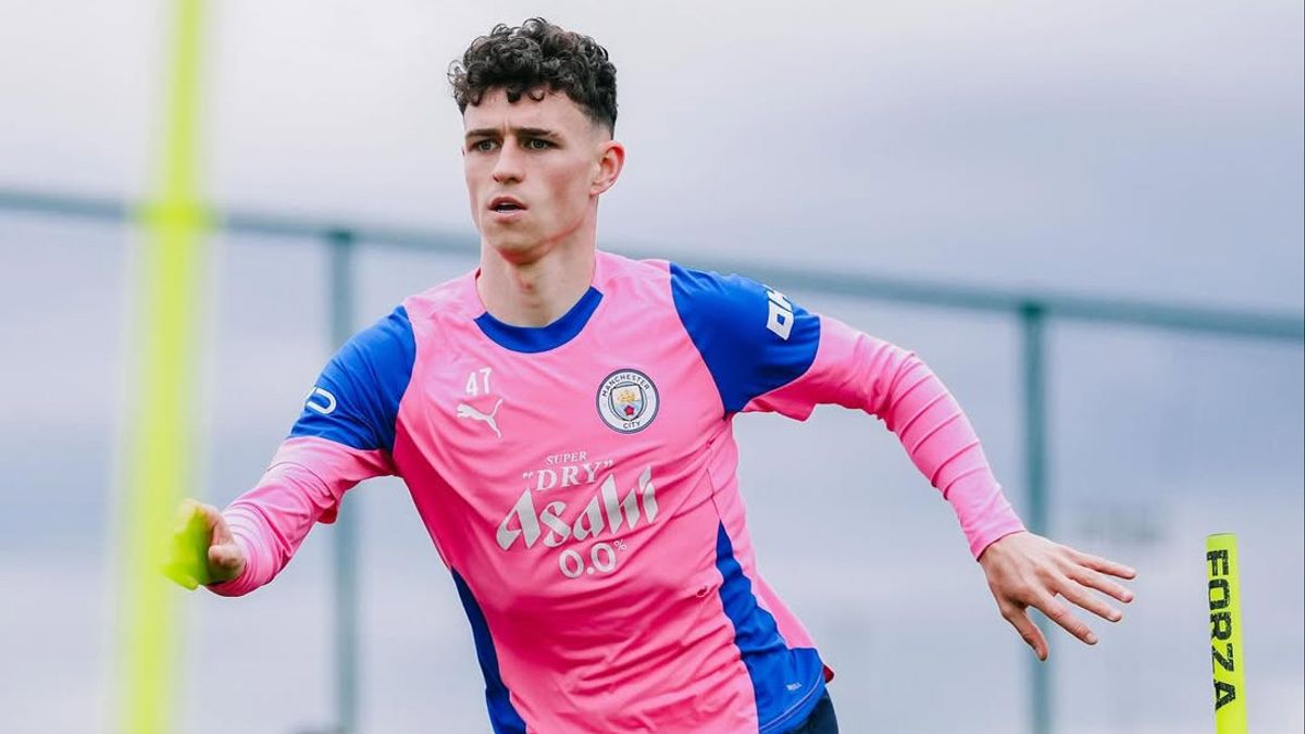 Phil Foden Reportedly Reached a New Contract Deal at Manchester City