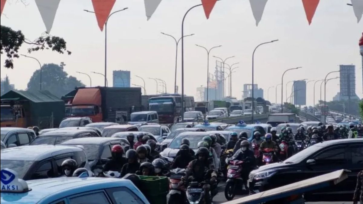 Pramono Claims Congestion In Jakarta Down Even Though TB Simatupang Street Is 'Hororor'