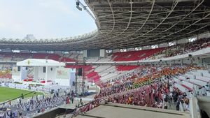 Kamis Siang, Ribuan Umat Katolik Mulai Padati Stadion GBK