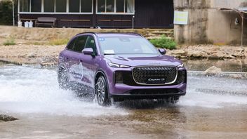 Lepas L8 Andalkan Snapdragon 8155 untuk Pengalaman Kabin yang Responsif