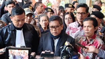 Hasto Rela Ditahan Asal KPK Izinkan Agustiani Tio Berobat ke China