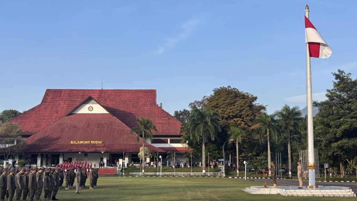 Wamendagri Tutup Retret Kepala Daerah Gelombang Kedua di IPDN