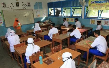 Kasus COVID-19 Tinggi, Pemprov DKI Hentikan Uji Coba Sekolah Tatap Muka