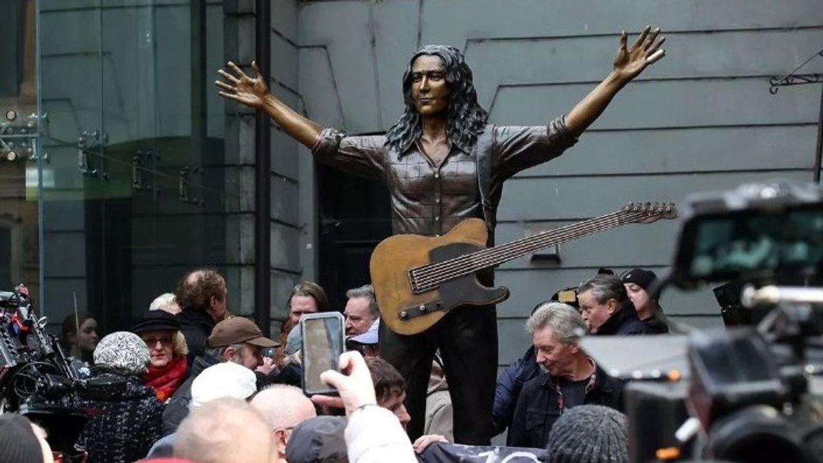 cottes de statues de bronze de Rory Gallagher en Irlande du Nord