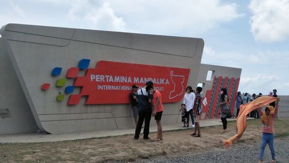 Plang Mandalika Circuit和 Bypass BIL成为自拍旅游的最爱