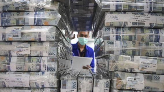 الاقتصاديون يقولون إن الإنفاق الحكومي في الربع الأول يدفع إلى ارتفاع في كمية الأموال المتداولة