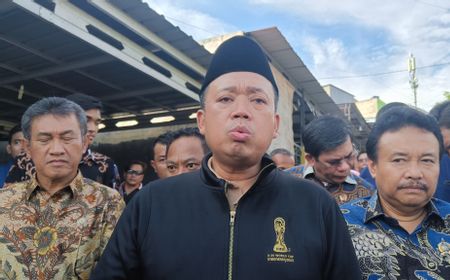 Menteri ATR/BPN Serahkan 44 Sertifikat Tanah Warga di Balikpapan