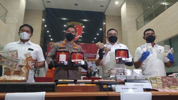 Police Reveal Cases Of Tens Of Billion Bonds Fraud, Confiscate Jeep-CRV Cars And Counterfeit Foreign Money