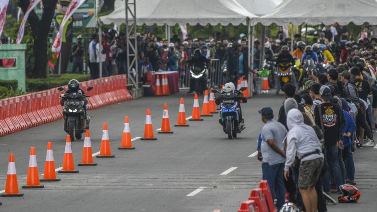 Siap-siap! Pada 1 Juni, Polda Metro Jaya Kembali Menggelar <i>Street Race</i> di Kemayoran