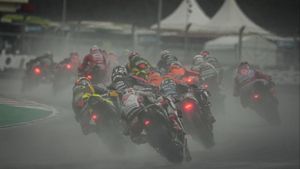 Momen Unik di MotoGP Mandalika: Aksi Pawang Hujan, Joged Penonton, hingga Sambaran Petir