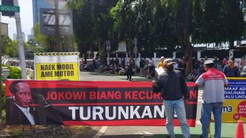 Massa Lansia Pendukung Hak Angket Mulai Serbu Kantor KPU RI