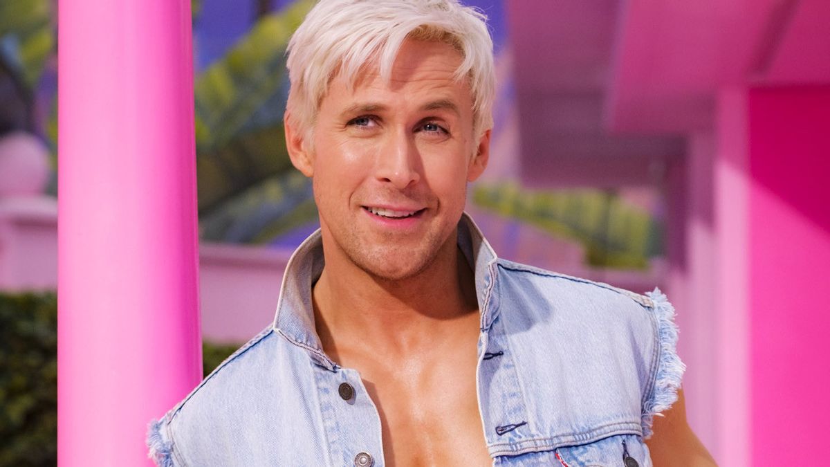 Tampilan Ryan Gosling sebagai Ken dalam Film <i>Barbie</i> Akhirnya Terkuak