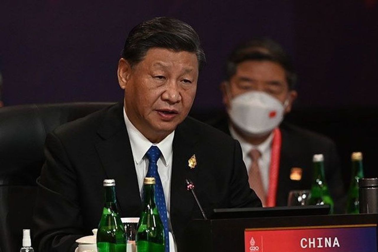 习近平希望中泰加强全球反恐关系