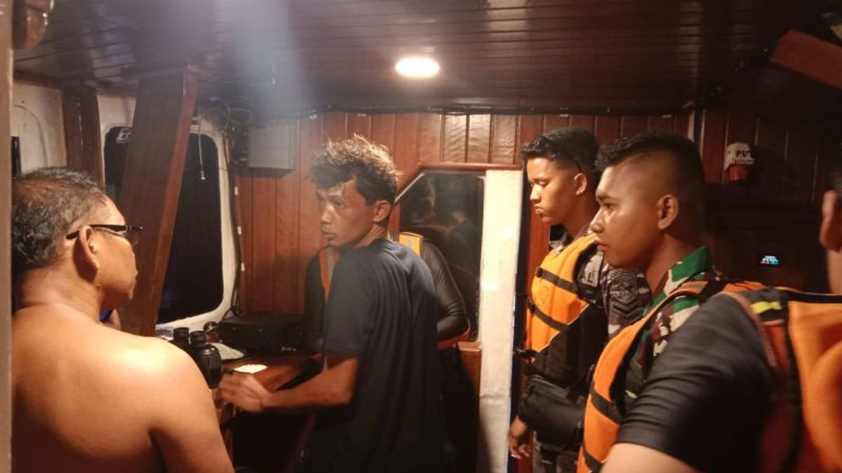4 Foreigners Successfully Evacuated After Stranded In The Waters Of Mentawai, West Sumatra