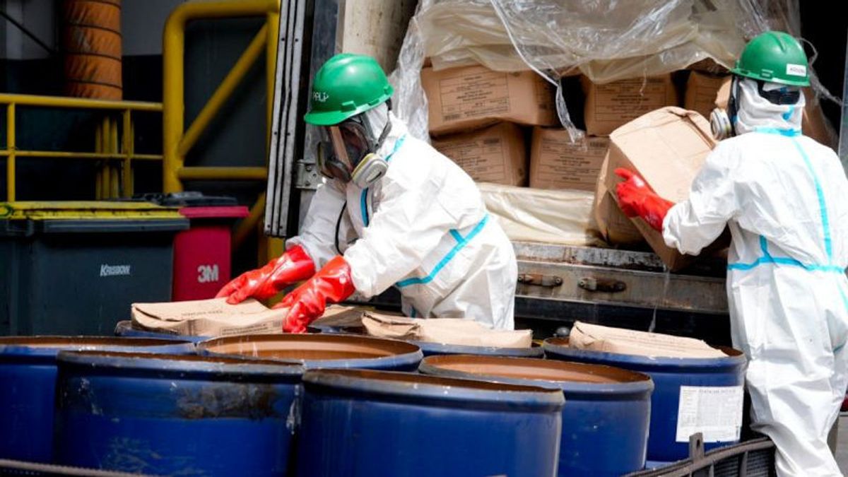 Pelant notre table d'affaires, Barantin a détruit 5,7 tonnes d'air contaminée par le cesium-137