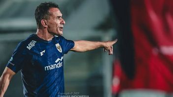 杰拉德·瓦嫩堡(Gerald Vanenburg)在U-23印度尼西亚国家队中挑战性入籍球员