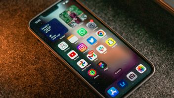 Layanan Satelit Starlink Kini Beroperasi di iPhone 13 Berkat iOS 18.5