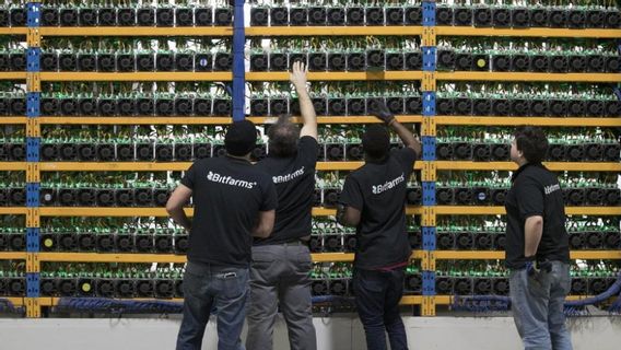 Bitcoin Miners Sell 3,000 BTC, Why?