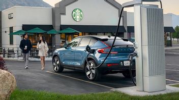 Starbucks Akan Bangun 60 Stasiun Pengisi Daya EV Ultra-Cepat (DC) Akhir Tahun Ini