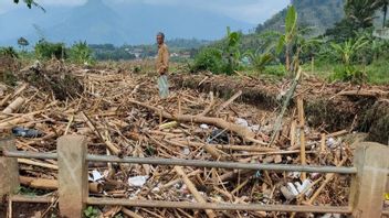 BPBD Garut: Floods In Banyuresmi Due To Piles Of Garbage Clogging The River