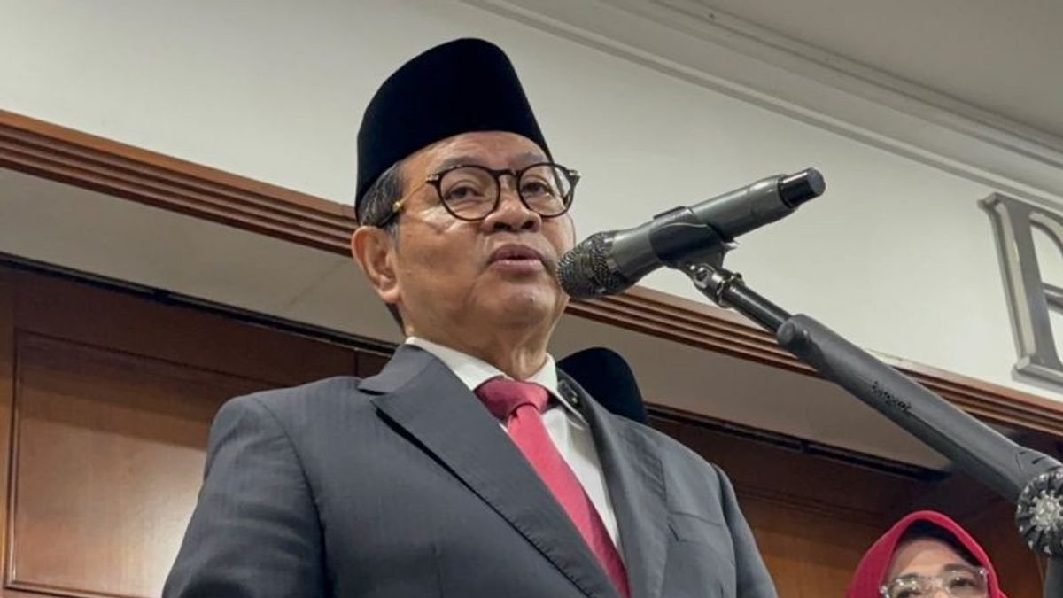 Pramono Waits For Presidential Decree Before Publishing The Free Private School Gubernatorial Regulation