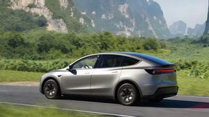 Model Y L Resmi Meluncur, SUV 6 Penumpang Terbaru dari Tesla Seharga Rp766 Juta