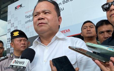 Eks Dirjen Imigrasi Ronny Sompie Dicecar KPK Soal Perlintasan Harun Masiku