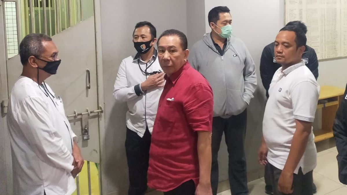 Lawyers Ask Djoko Tjandra To Be Released From Detention