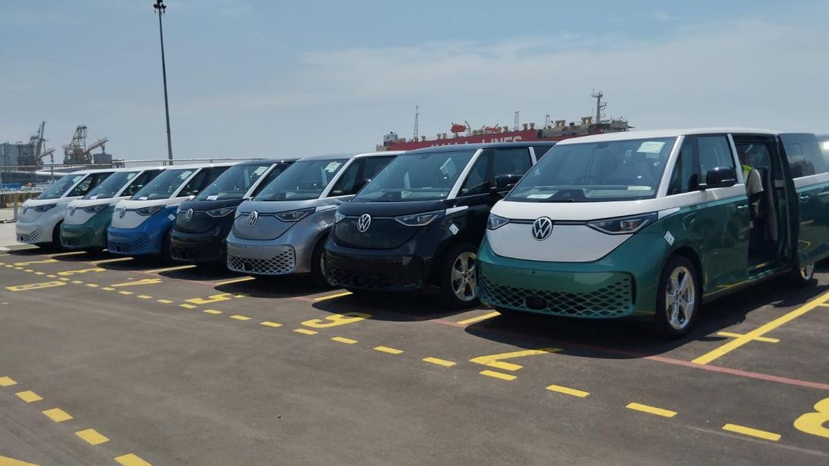 Resmi Mendarat di Indonesia, The All Electric ID. BUZZ Siap Dikirim ke Konsumen