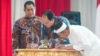 KPK Donates Rp16.39 Billion in Assets Seized by Corruption to West Java Provincial Government
