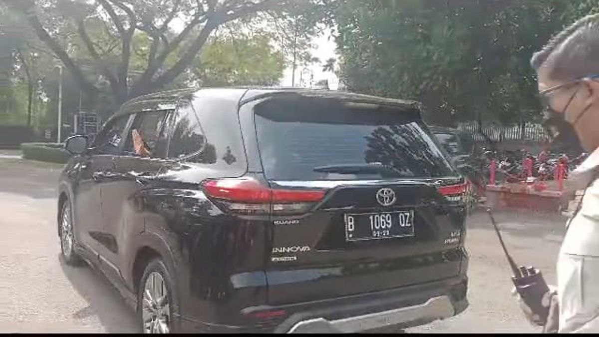 Heru Budi Finally Has A Acting Governor's Official Car, But Not A Jip