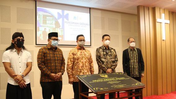 Anies Inaugure L’Église à Penjaringan Avec Gus Miftah Et Le Secrétaire Général De PBNU