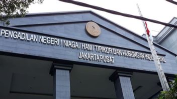 تسليم 40 مليار روبية إندونيسية ، عقد العضو السابق في BPK Achsanul Qosasi Jalani جلسة استماع أولية في قضية فساد BTS 4G اليوم