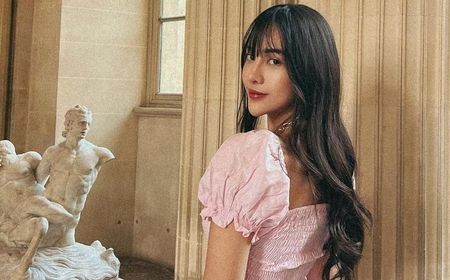 7 Potret Transformasi Outfit Anya Geraldine dari Cewek Kue ke Cewek Bumi