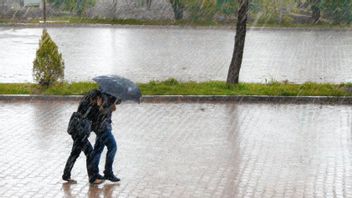DKIと北スマトラ島では、多くの地域が大雨になる可能性があることに注意してください。