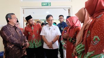 Inaugurating Sidoarjo Hospital Lab, Minister Of Health Says Will Give 2,000 Specialist Doctor Scholarships