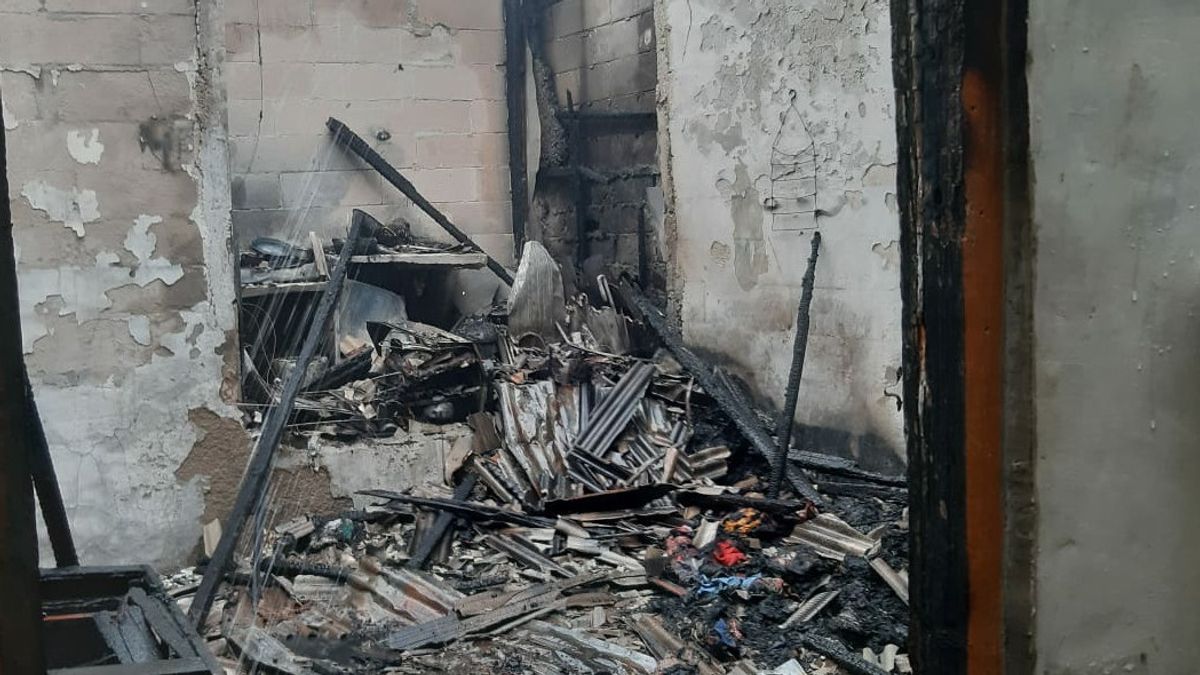 パニックペタンブランの住民、電気短絡で1軒の家が焼失