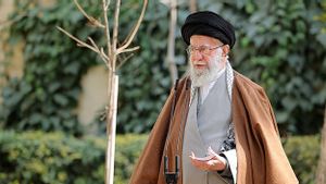 Ayatollah Ali Khamenei: Iran Siap Hadapi Kekuatan Amerika-Rezim Zionis Israel