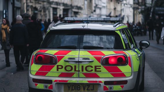 Clashes Occurred In Brick Lane London Related To Bangladesh's Bloody Demonstration