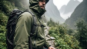 Jangan Sampai Salah Pilih, Ini Perbedaan Waterproof dan Water Resistant