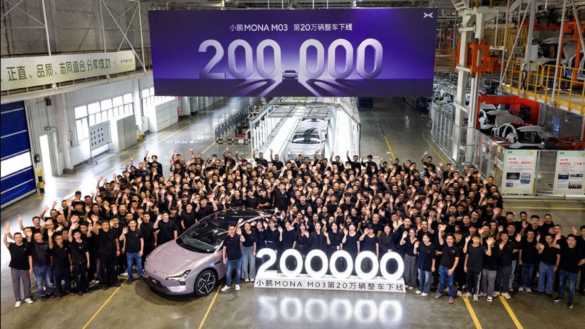 XPeng Rayakan Produksi 200.000 Unit Sedan Listrik Populernya