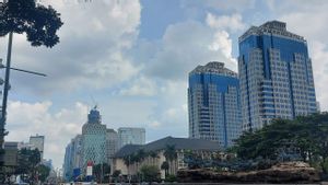 Cuaca Jakarta 27 November: Pagi Berawan, Sore Berpotensi Hujan Ringan