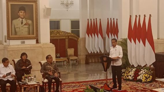 Presiden Minta Jajarannya Tangani Kenaikan Harga Bahan Pokok dari Beras Sampai Cabai