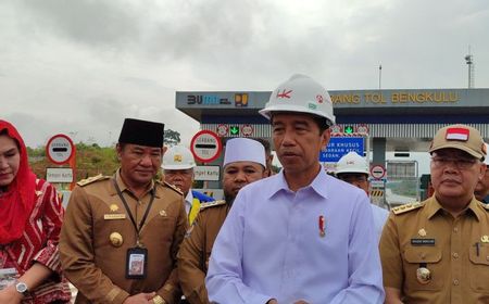 Polemik PPDB, Jokowi Minta Pemda Utamakan Pendidikan Anak