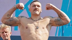 Cedera Saat Latih Tanding, Tyson Fury Batal Lawan Oleksandr Usyk