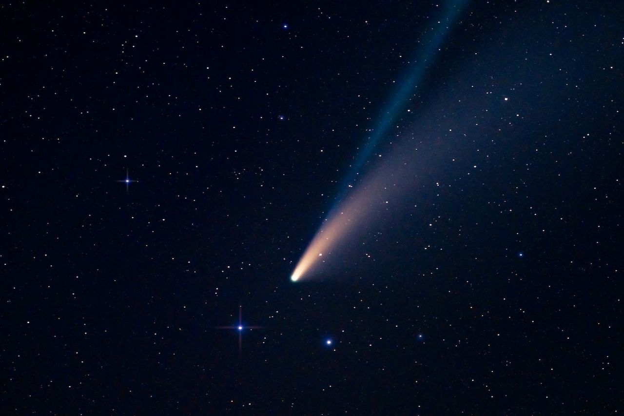 彗星とは:彼の名前は通常、ミーターと同じです