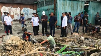 Amateur Waterwork Until Damaged Water Pipes In Gambir, PAM Admits Huge Losses
