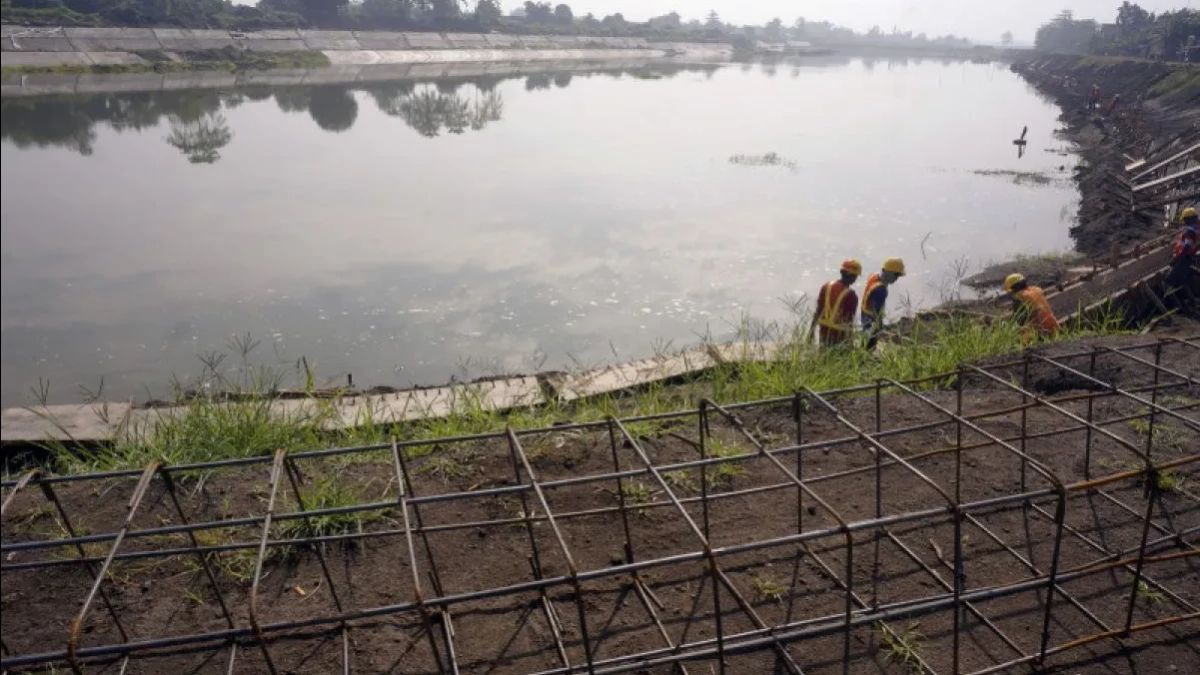 Cianjur Regency Governmentは、来年シランジャンの住民の水を満たすためにエンブンを建設する予定です